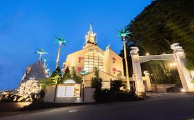 チャペルココナッツ亀山